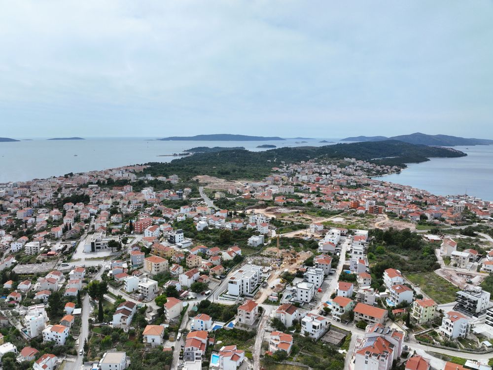 Okrug Gornji, Čiovo: dvosoban stan na prvom katu, novogradnja, 90 m²